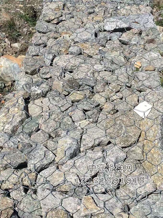 護(hù)坡鉛絲石籠多少錢(qián)13131891918 護(hù)坡鉛絲石籠多少錢(qián)13131891918