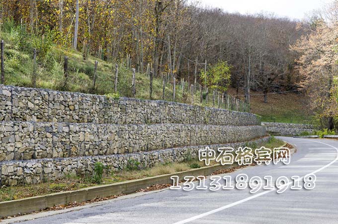 護岸格賓網(wǎng)13131891918 護岸格賓網(wǎng)13131891918