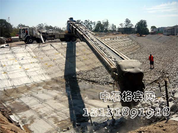 護(hù)坡格賓石籠13131891918 護(hù)坡格賓石籠13131891918