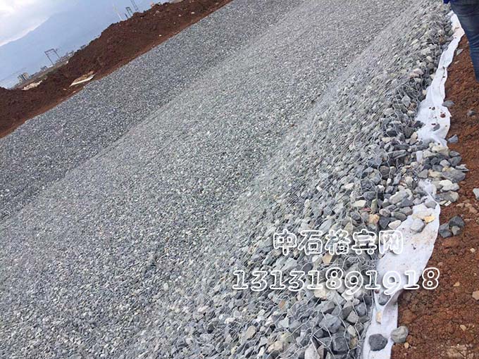 鍍鋅鋁合金雷諾護(hù)墊 鍍鋅鋁合金雷諾護(hù)墊